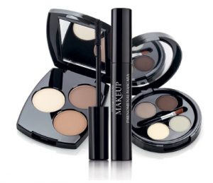 Heaven Scent Make up with FM World UK